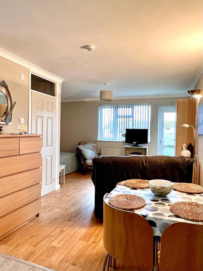 Sandford House Apartment Seaford Esterno foto
